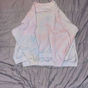 American Eagle Tie Dye Crewneck size XS, loose fit.